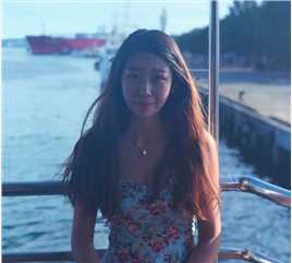 程晓颖老师照片